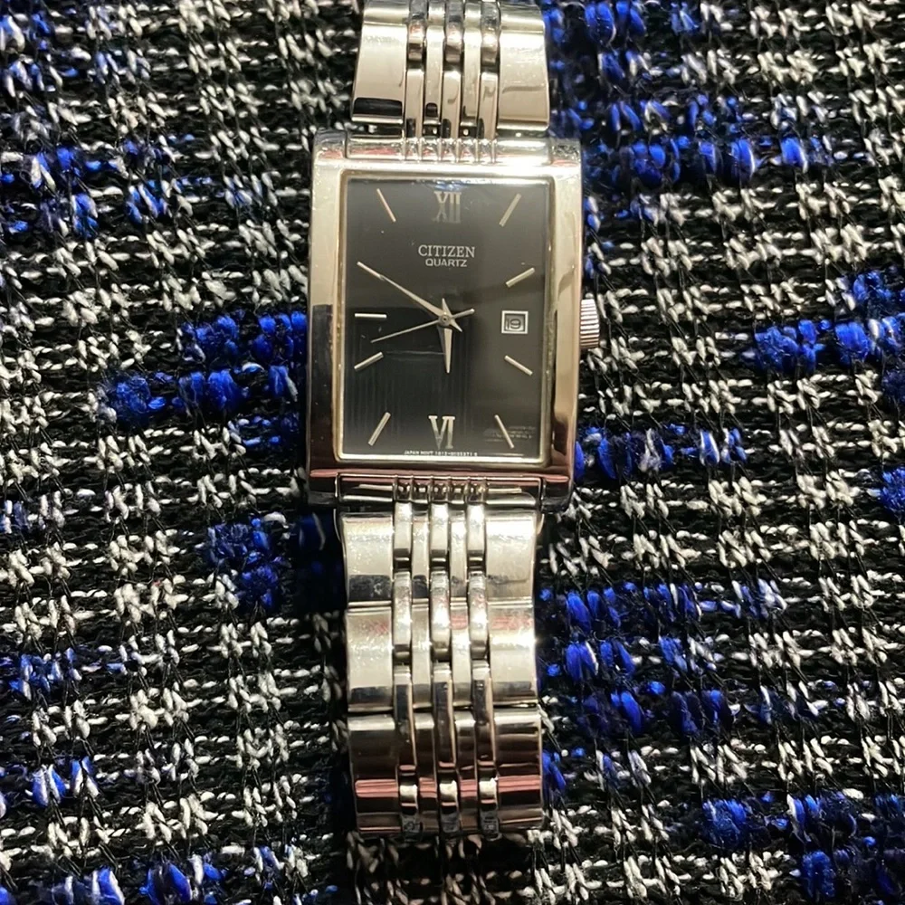 Citizen black dial stainless steel strap watch - Picture 3 of 8